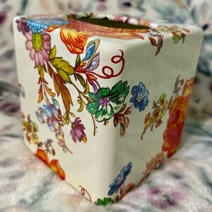 EUC Mackenzie Childs Flower Market Tissue Box Cover